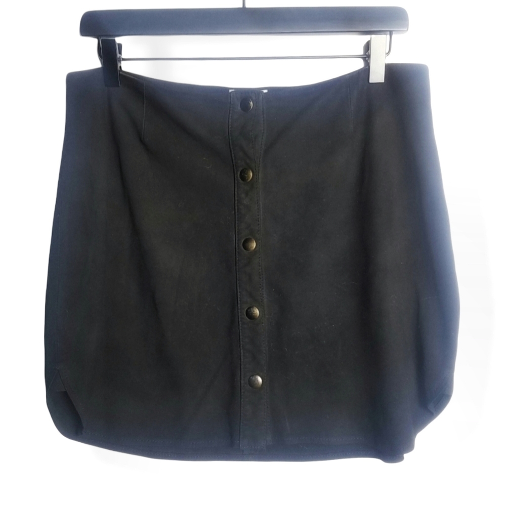 Joie | Suede Snap front Mini Black skirt 100% Goat leather Medium